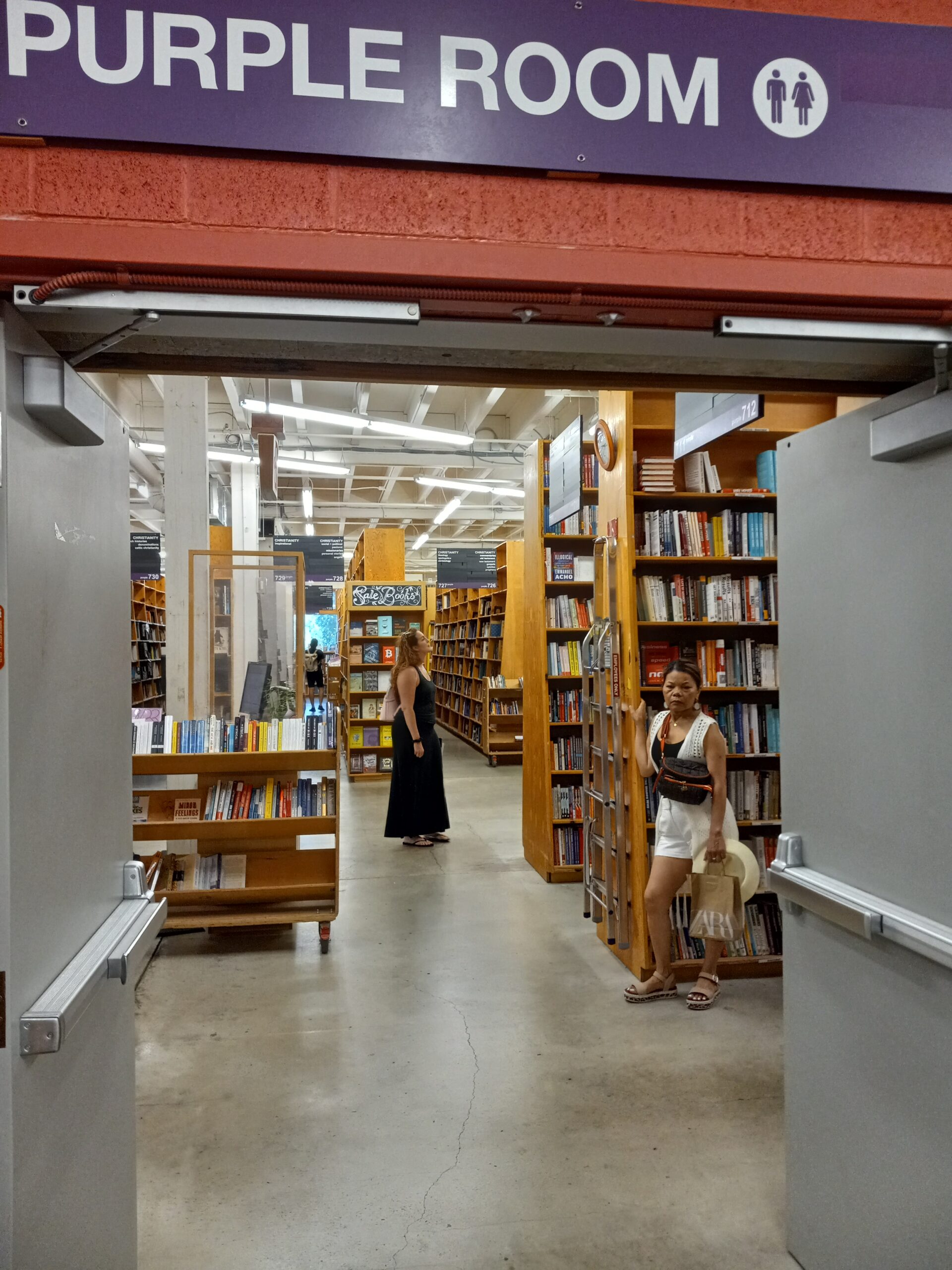 This photo was taken in one of the largest bookstores in the USA. What better place to buy guidebooks and maps?